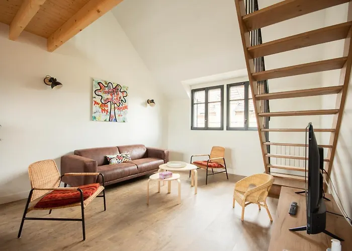 La Parenthese Honfleuraise Bis Honfleur